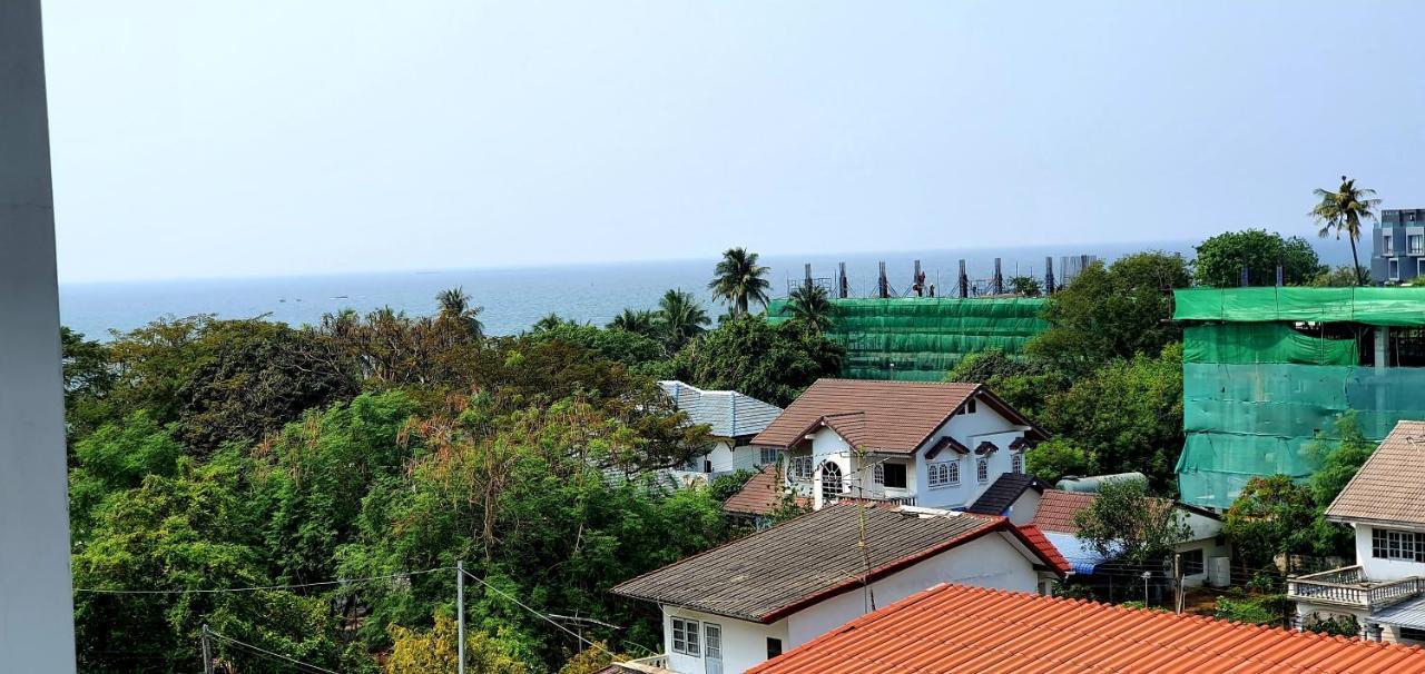Sweet Seaview Flr6 With Toproop Pool Flr7 At The Blux Bangsaen Εξωτερικό φωτογραφία
